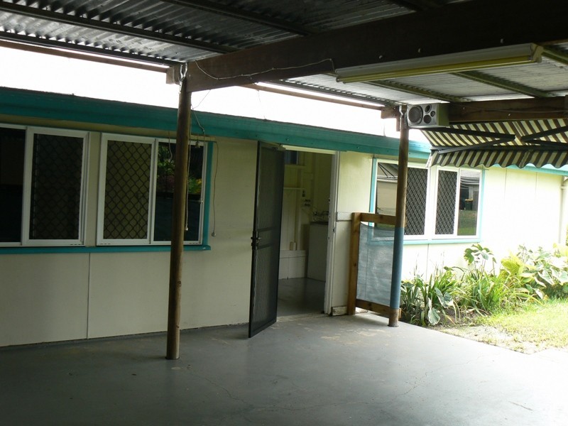 2 Queen Street, North Mackay QLD 4740