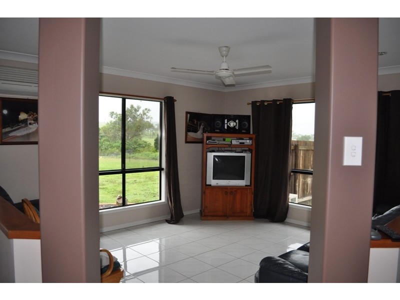 216 Yakapari-Seaforth Road, The Leap QLD 4740