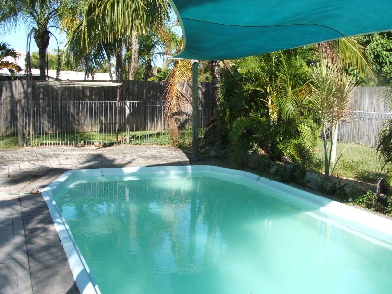 13 Scawfell Avenue, Slade Point QLD 4740