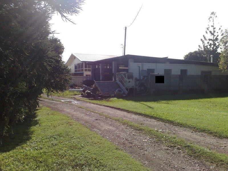 42 Webb Road, Sarina QLD 4737