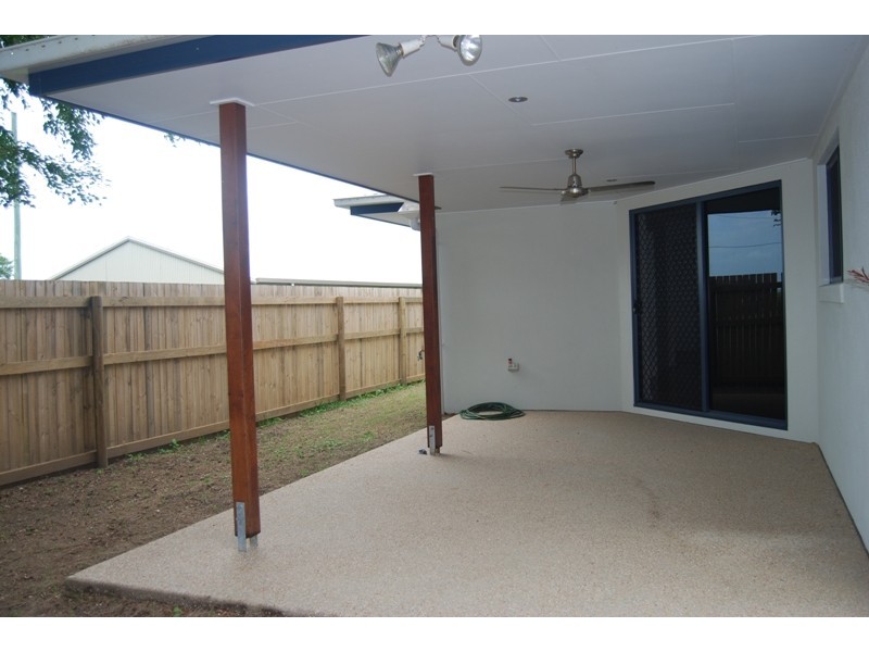 21a Churchill Avenue, Ooralea QLD 4740