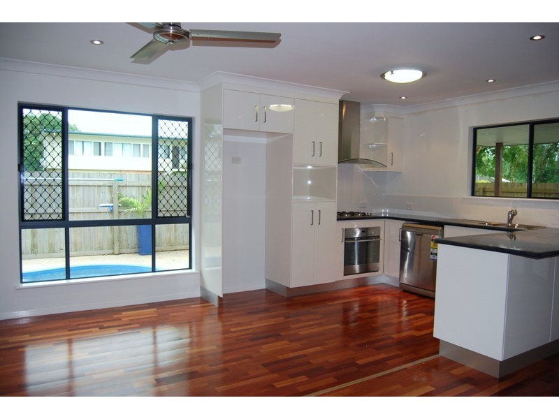 21a Churchill Avenue, Ooralea QLD 4740