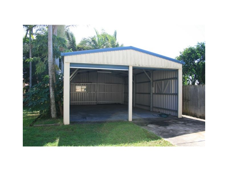 10 Oak Street, Andergrove QLD 4740