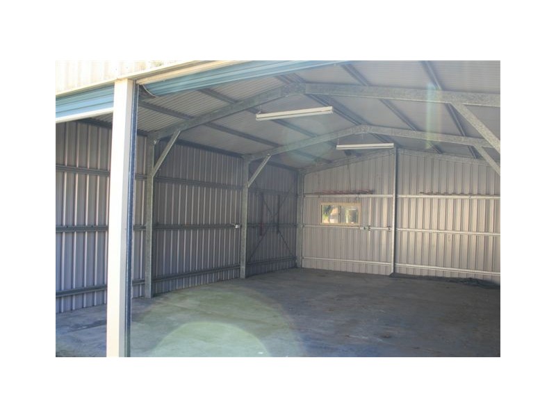 10 Oak Street, Andergrove QLD 4740