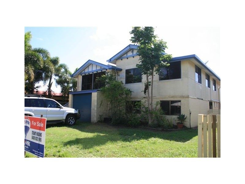 10 Oak Street, Andergrove QLD 4740