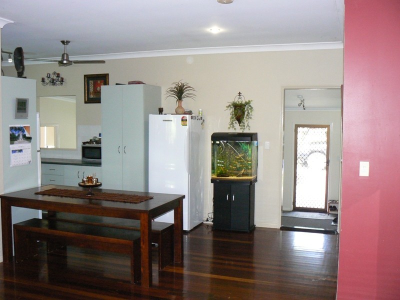 571 Kinchant Dam Road, Eton North QLD 4741