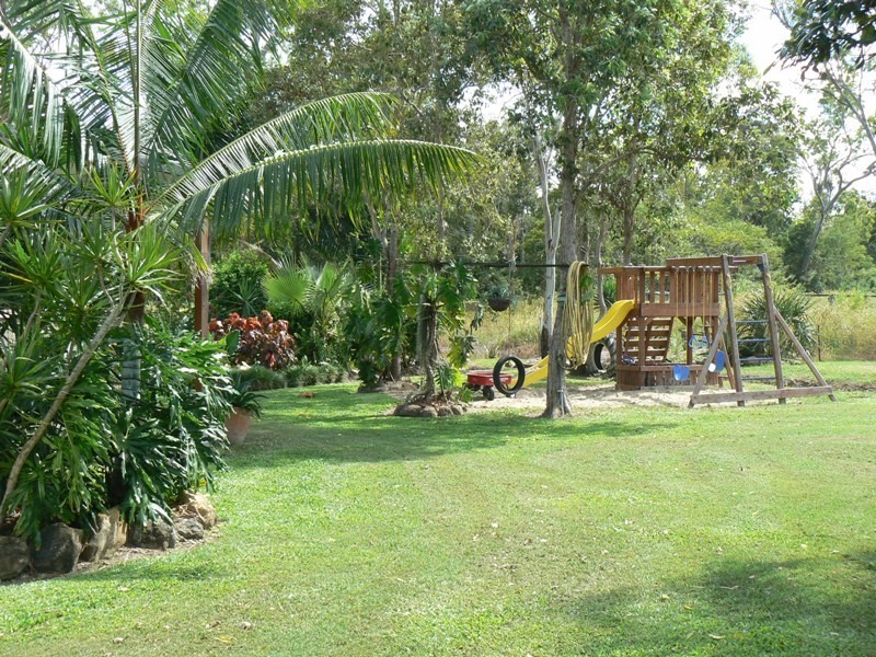 571 Kinchant Dam Road, Eton North QLD 4741