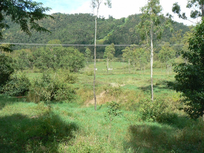 571 Kinchant Dam Road, Eton North QLD 4741