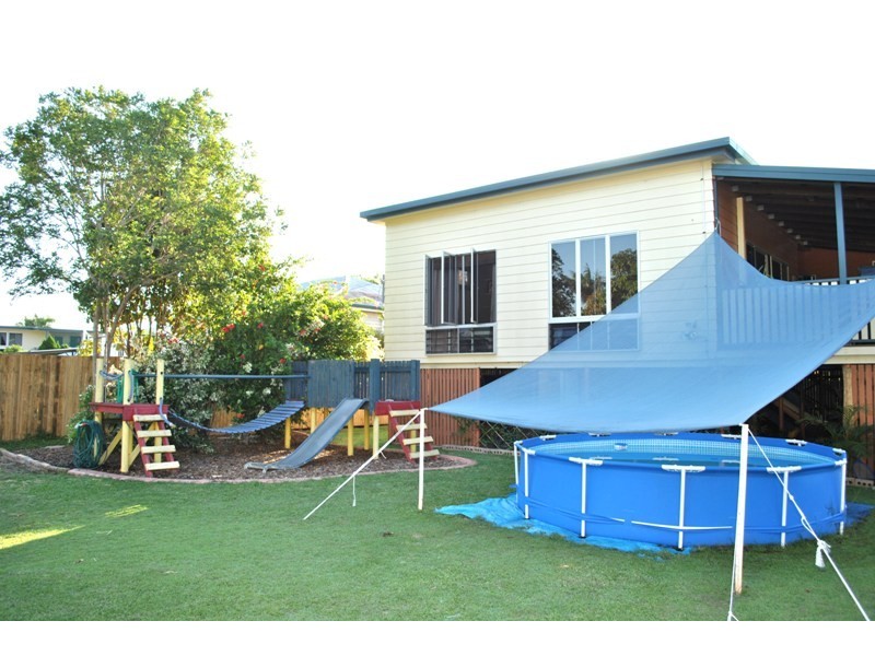 8 Perkins Street, North Mackay QLD 4740
