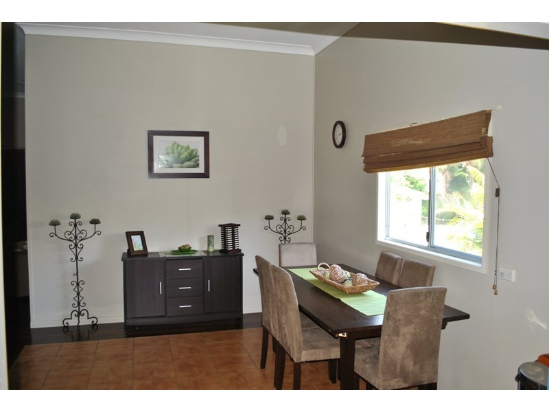 8 Perkins Street, North Mackay QLD 4740