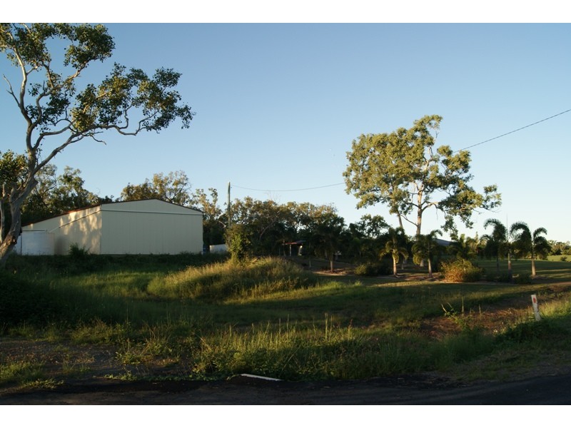 673 Miran Khan Drive, Freshwater Point, Sarina QLD 4737