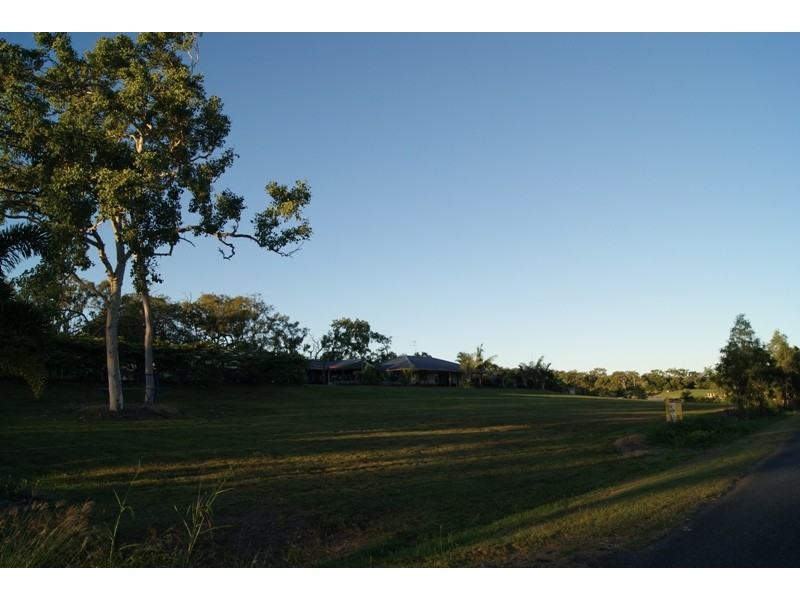 673 Miran Khan Drive, Freshwater Point, Sarina QLD 4737