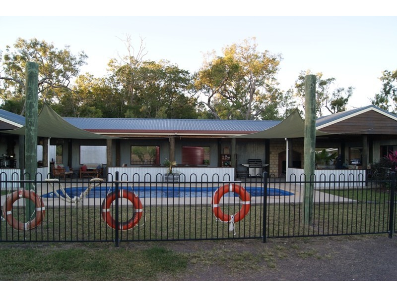 673 Miran Khan Drive, Freshwater Point, Sarina QLD 4737