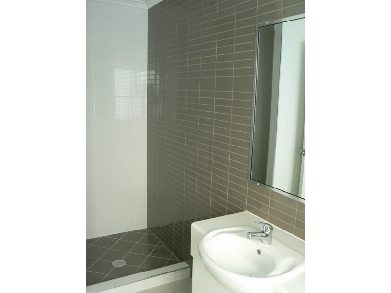 35 Montgomery Street (PLANTATION PALMS), Rural View QLD 4740