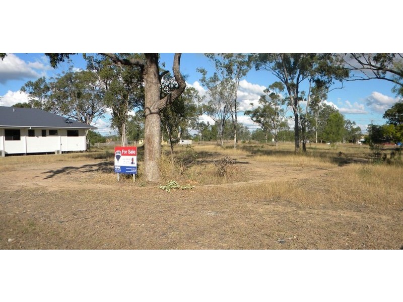 18 Kemmis Street, Nebo QLD 4742