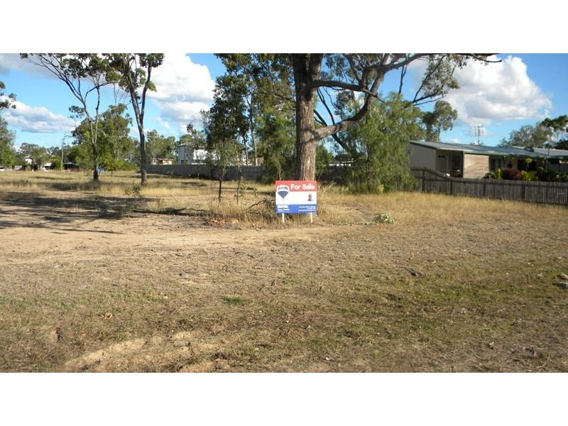 18 Kemmis Street, Nebo QLD 4742