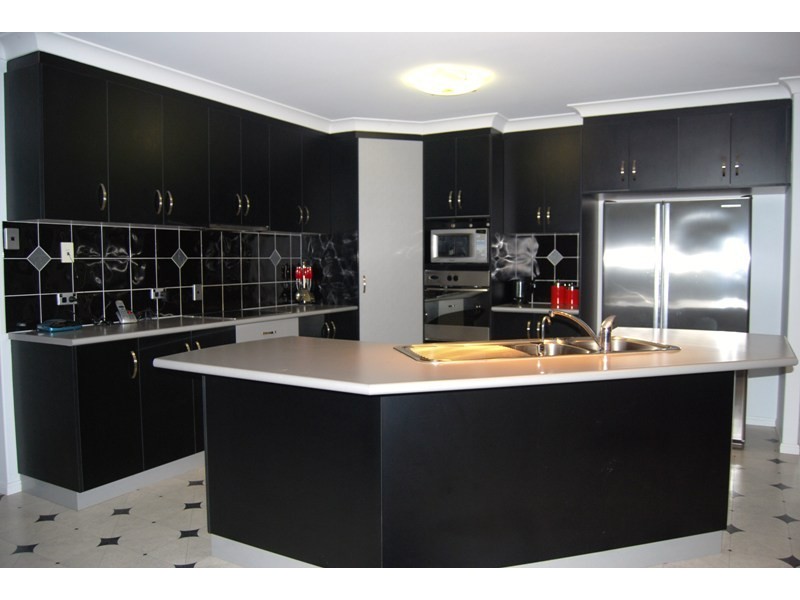 30 Leichardt Way, Andergrove QLD 4740