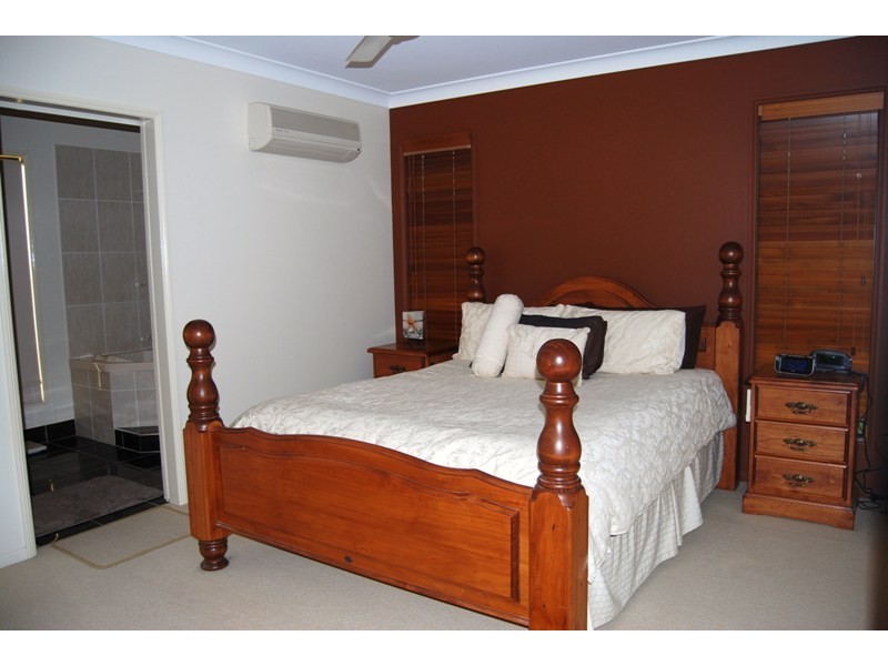 55 Lembergs Road, Bakers Creek QLD 4740