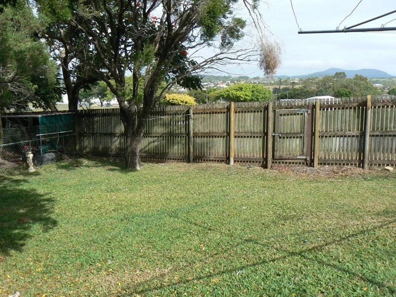 23 Cahill Cresent, Rural View QLD 4740