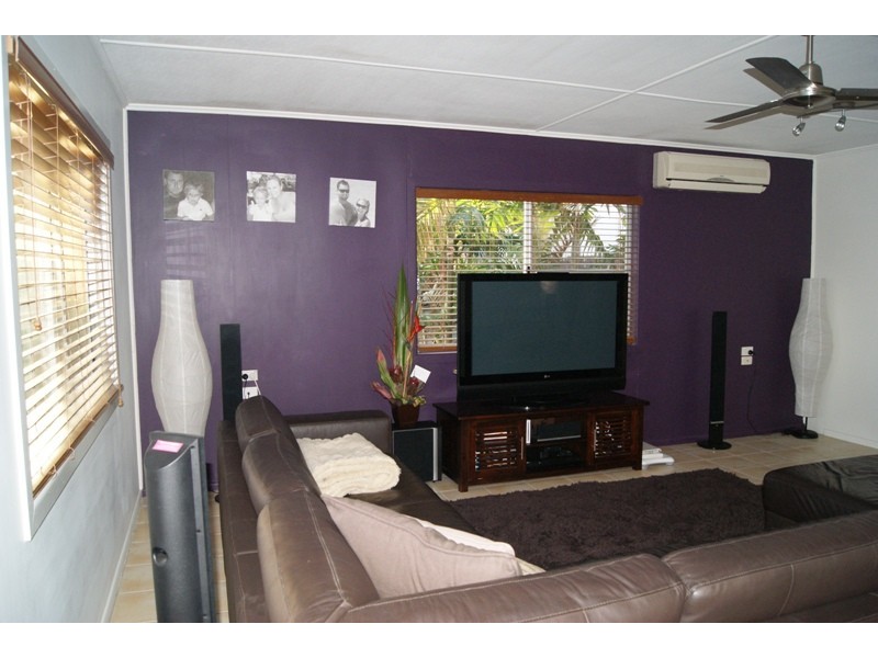 102 Mango Avenue, Eimeo QLD 4740