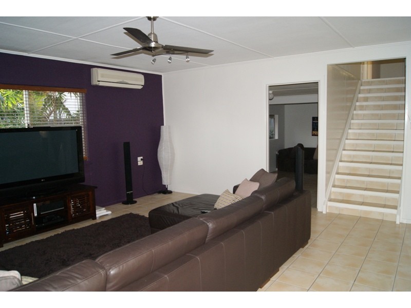 102 Mango Avenue, Eimeo QLD 4740