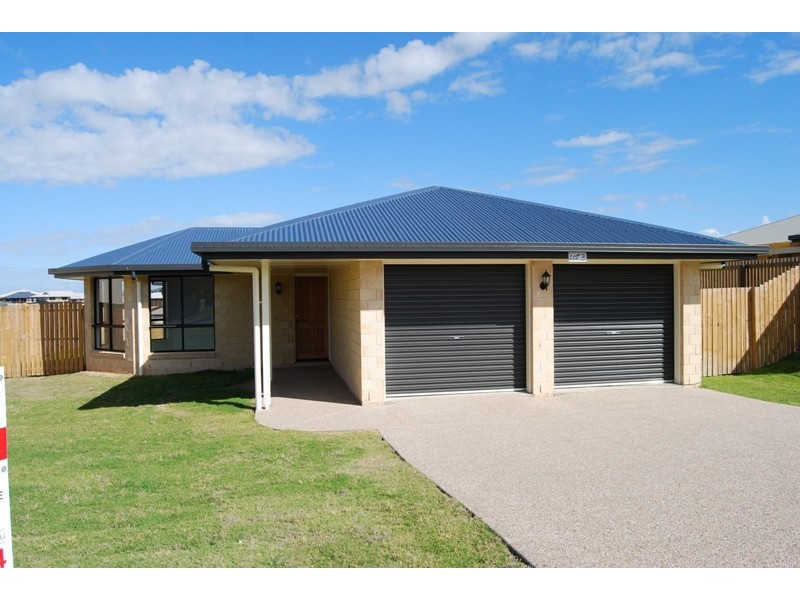 19 Schooner Avenue, Bucasia QLD 4750
