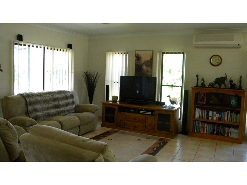 65 Windsor Drive, Hay Point QLD 4740