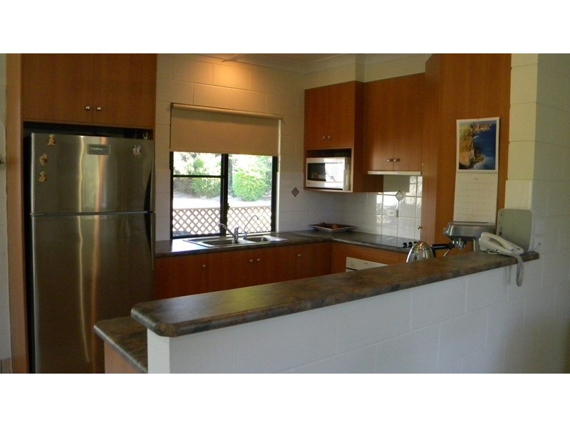 65 Windsor Drive, Hay Point QLD 4740