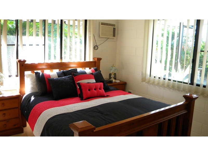 65 Windsor Drive, Hay Point QLD 4740