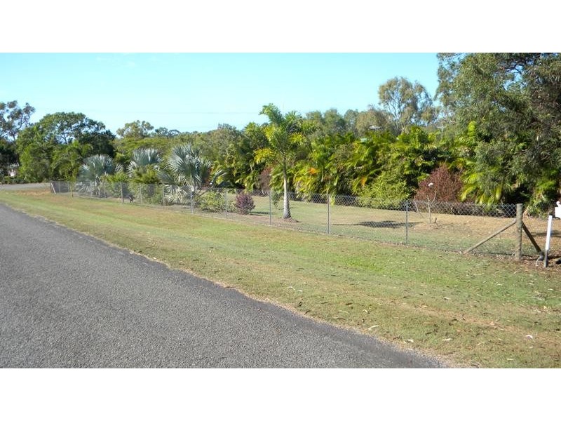 65 Windsor Drive, Hay Point QLD 4740