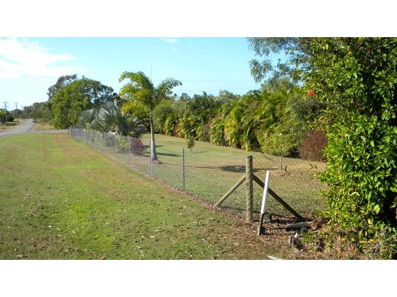 65 Windsor Drive, Hay Point QLD 4740