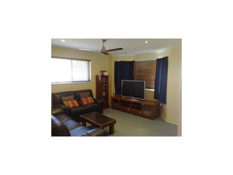 16 Harrier Street, Rural View QLD 4740