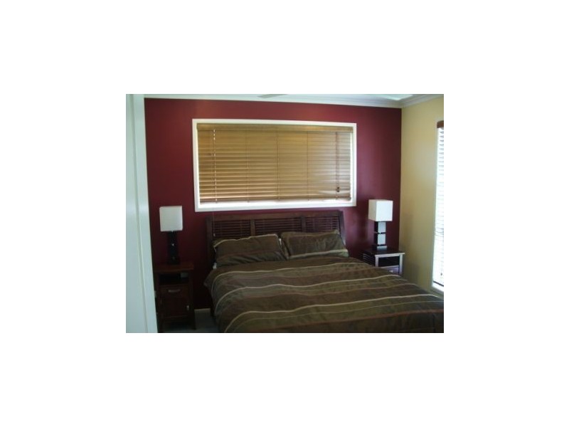 16 Harrier Street, Rural View QLD 4740