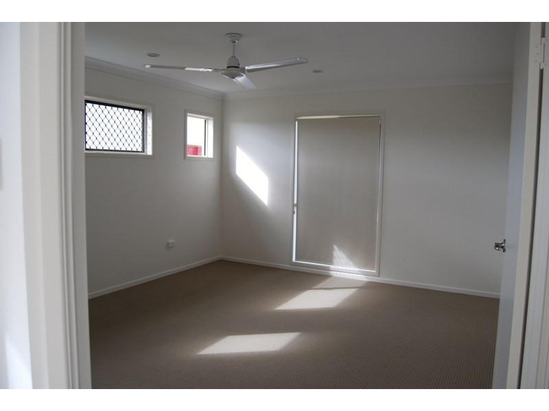 1 Firefly Crescent, Ooralea QLD 4740