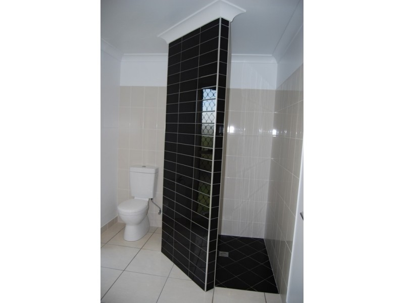 1 Firefly Crescent, Ooralea QLD 4740