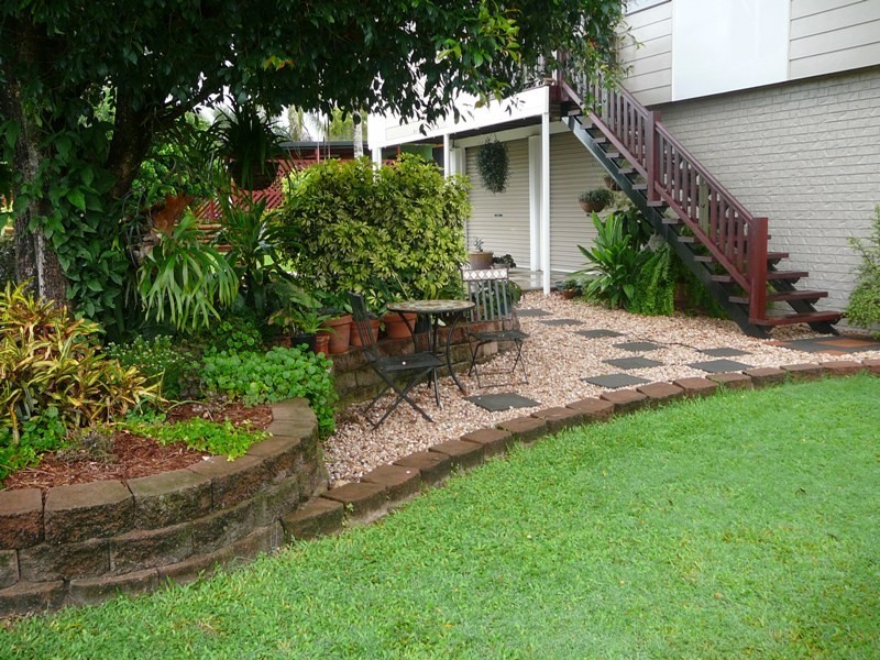 9 Stott Street, Bucasia QLD 4750