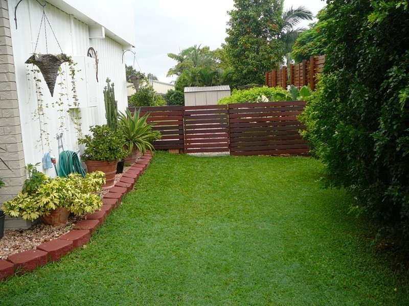 9 Stott Street, Bucasia QLD 4750