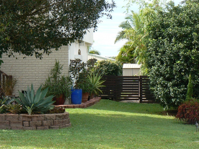 9 Stott Street, Bucasia QLD 4750