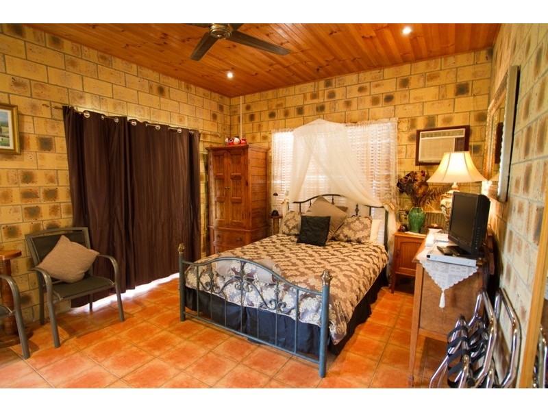 43 Grieshaber Drive, Sarina QLD 4737