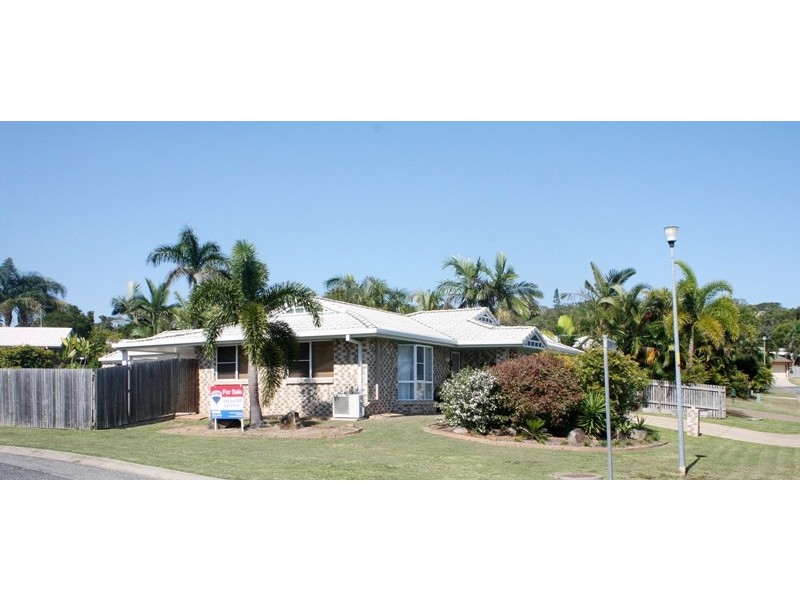 1 Lazarus Court, Eimeo QLD 4740