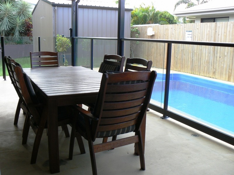 21 Cutfield Street, Glenella QLD 4740