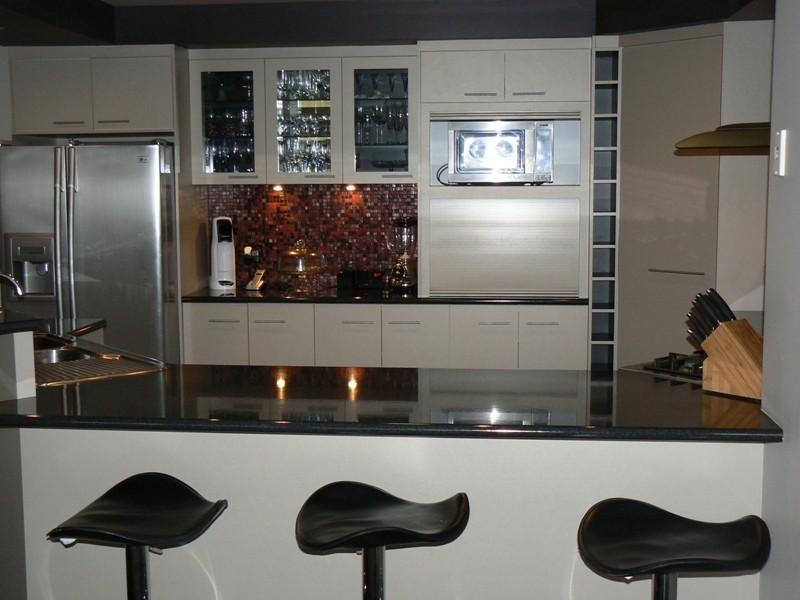 21 Cutfield Street, Glenella QLD 4740