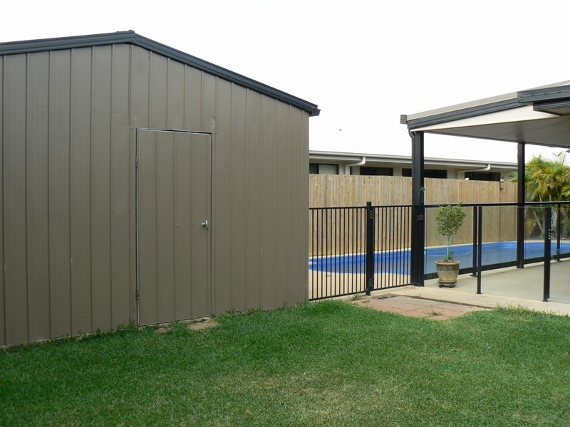 21 Cutfield Street, Glenella QLD 4740