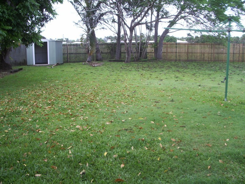 79 Bradman Drive, Glenella QLD 4740