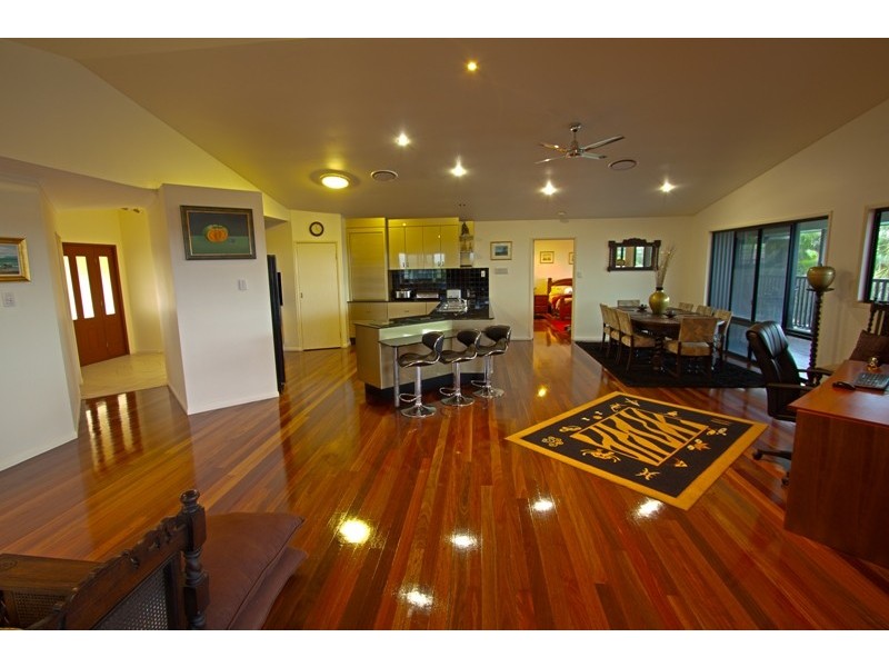 6 Essex Court, Mackay QLD 4740