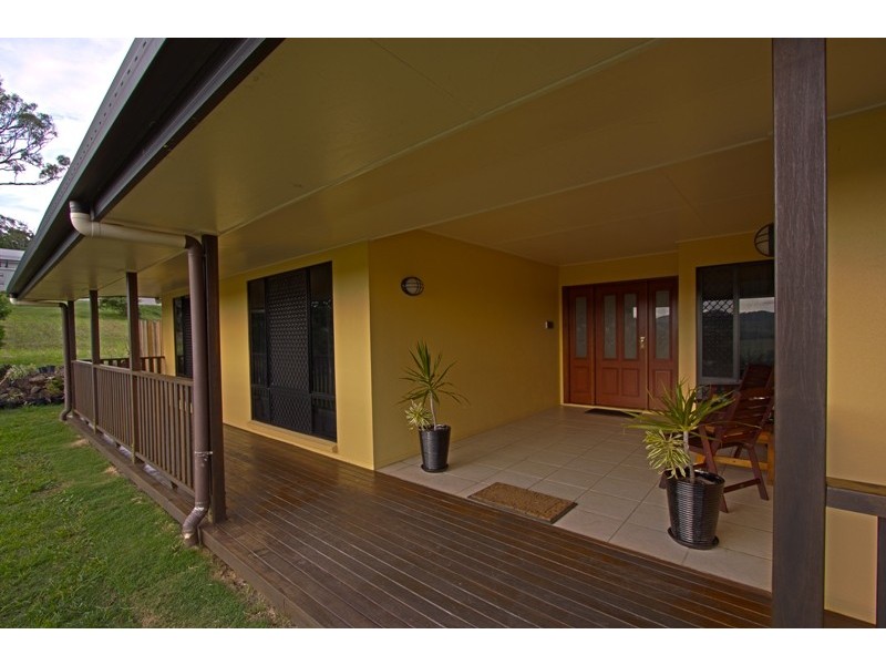 6 Essex Court, Mackay QLD 4740