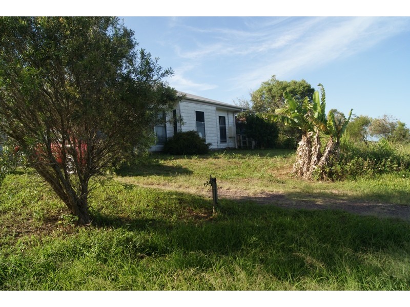 13 Ceder Street, Hay Point QLD 4740