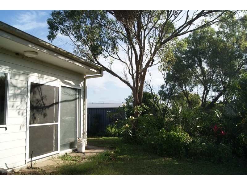 13 Ceder Street, Hay Point QLD 4740