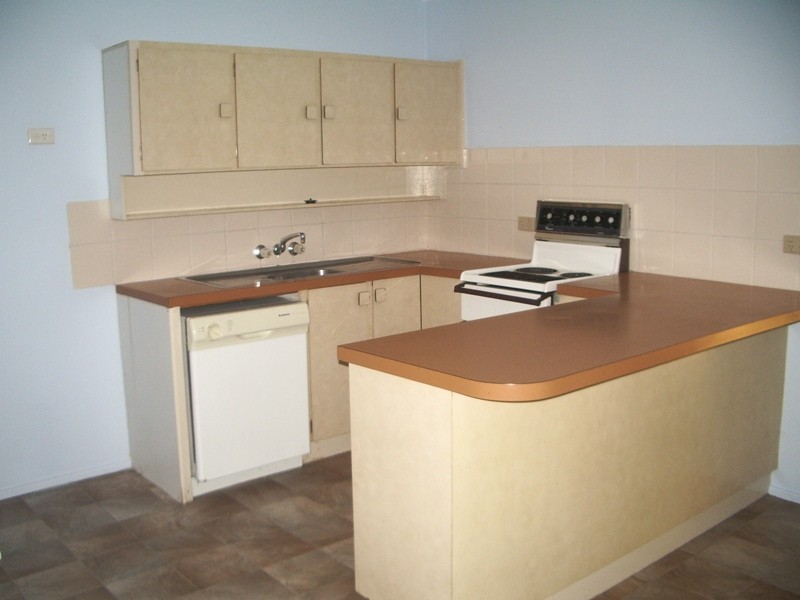 34 Maguire Street, Andergrove QLD 4740