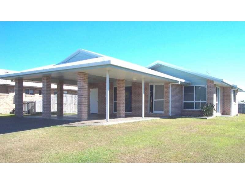 11 Dundee Court, Beaconsfield QLD 4740